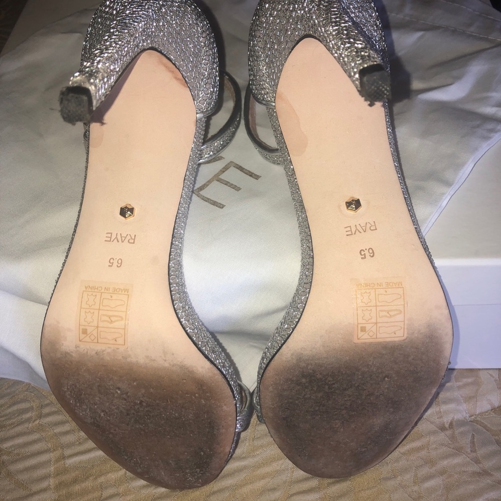 RAYE Kalene heels in silver - Picture 5 of 7